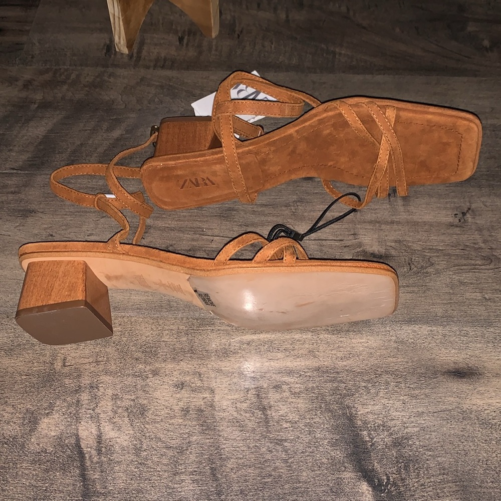 NWT ZARA BROWN SUEDE STRAPPY WOOD HEELED SANDAL - Picture 6 of 8